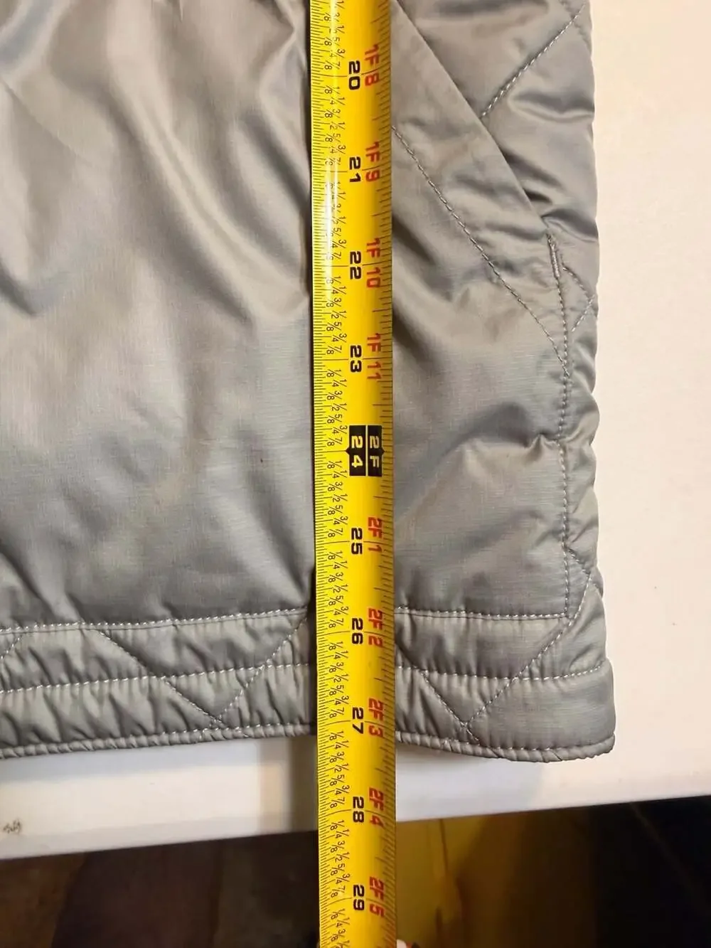 The North Face Mens Jester Quilted Bomber Jacket Gray Sherpa Lined Large